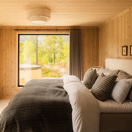 Villa Hygge With Sauna & Jacuzzi Vradal